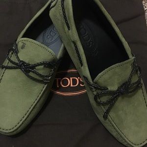 Tod's junior Loafer 5.5Y/comparable women 7